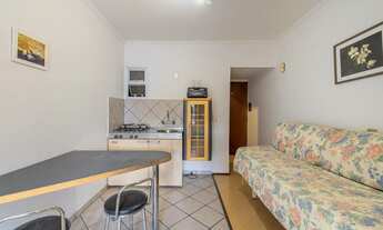 Imagem 2: Flat para venda possui 25 metros quadrados com 1 quarto em Centro Cívico - Curitiba - PR