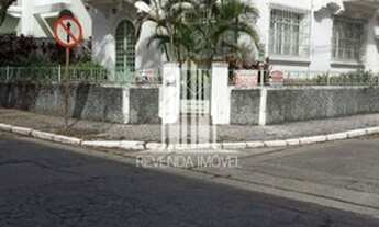 Imagem 2: Casa estilo Imperial dos anos 50 a venda ao lado do Parque Independência