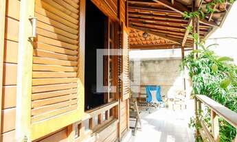 Imagem 2: Casa para Aluguel - Sagrada Família, 4 Quartos, 205 m2