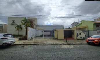 Imagem 5: Casa setor oeste /comercial para venda possui 266 metros quadrados com 3 quartos em - Goiâ