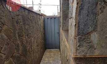 Imagem 3: Casa em Serrana Galpão / depósito com 5 vagas na garagem