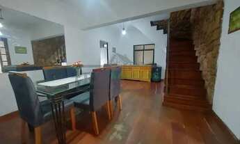 Imagem: Gf- Linda casa no Democrata bem pertinho