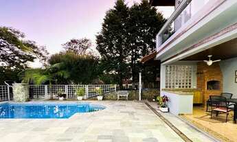 Imagem 4: Casa no condomínio Morada das Estrelas para venda e locação com 6 quartos, sendo 6 suítes