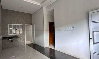 Imagem 5: Venda. Casa de esquina com espaço de terreno