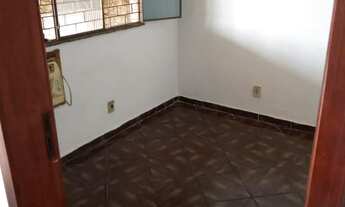 Imagem: Casa grande com garagem 2 quartos