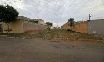 Imagem 4: Imóvel para venda tem 406 metros quadrados em Residencial Vale das Brisas - Goiânia - GO