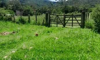 Imagem 7: Lindo Sítio com 5280m2 de terreno localizado no Bairro Ratones! Confira!