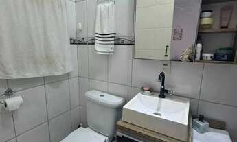 Imagem 2: Sobrado com 4 dormitórios amplos sendo 1 suíte e 4 vagas - Bom Retiro, Joinville/SC