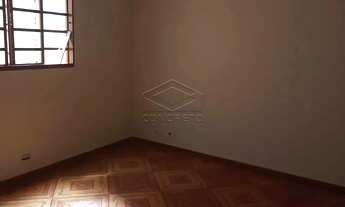 Imagem: CASA COM 3 DORMITÓRIOS E EDICULA - JARDIM