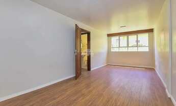 Imagem 2: Imóvel para venda possui 65 metros quadrados com 2 quartos em Rebouças - Curitiba - PR