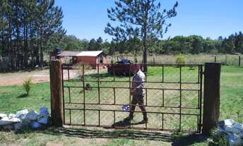 Imagem 2: CHÁCARA Casa com 2 dormitórios