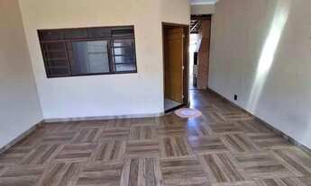 Imagem: Casa no bairro de Lourdes