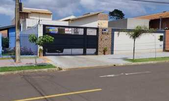 Imagem: Casa com 2 apartamentos e 1 suite, Parque