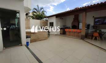 Imagem 3: Casa Mobiliada 296m² com 04 quartos no Jardim Europa - Uberlândia - MG