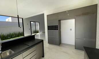 Imagem 6: Casa Térrea para venda possui 226 metros quadrados com 3 Suítes ( Oportunidade