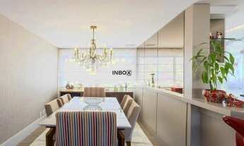 Imagem 7: Apartamento reformado em andar alto, com 2 dormitórios, suíte e vaga