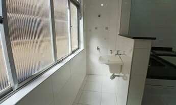 Imagem 6: Imóvel para venda possui 70 metros quadrados com 2 quartos em Ponta da Praia - Santos - SP