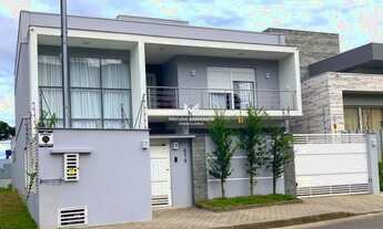 Imagem 2: Casa Alto Padrão 4 quartos no Bairro Vila Verde