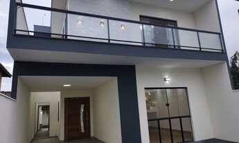 Imagem: Linda Casa 4 suítes Itaipu / Itacoatiara