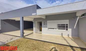 Imagem 3: Casa 04 dormitórios no centro de Mariluz há 50 metros do mar! REF: N 1172Z