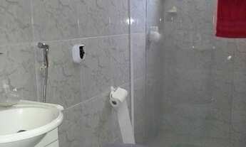 Imagem 2: Casa para aluguel e venda possui 321 metros quadrados com 3 quartos em Feu Rosa - Serra