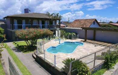 Imagem 2: Casa para Temporada em Imbé, Mariluz, 4 dormitórios, 1 suíte, 3 banheiros, 4 vagas