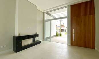 Imagem 6: Casa nova beira lago com piscina de concreto