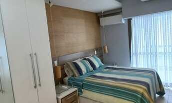 Imagem 3: Recreio dos Bandeirantes. Quadra da praia. Apartamento 02 quartos