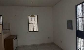 Imagem 5: ALUGA-SE CASA Casa com 3 dormitórios