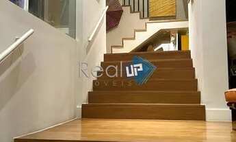 Imagem 5: Magnifica Mansão na Gávea Reformada e Modernizada