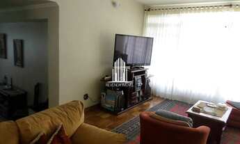 Imagem 2: Casa Assobradada no Campo Belo com 464m² 4 dormitórios 2 suíte 5 banheiros 3 vagas de gara