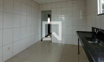 Imagem 2: Casa para Aluguel - California, 2 Quartos, 75 m2