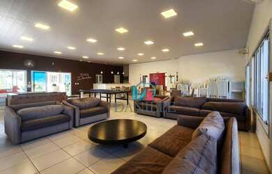 Imagem 5: Casa térrea com 3 suítes localizada no condomínio Village Damha I