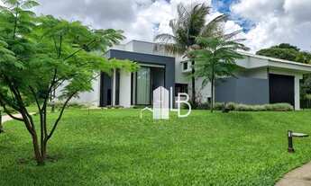 Imagem: Casa no condomínio Morada do Sol com três