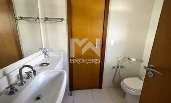 Imagem 3: Casa em frente ao lago com cinco suítes no Condomínio Estância Marambaia em Vinhedo - SP