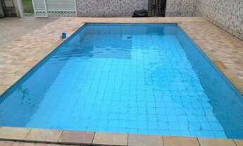 Imagem 2: Casa na praia com piscina