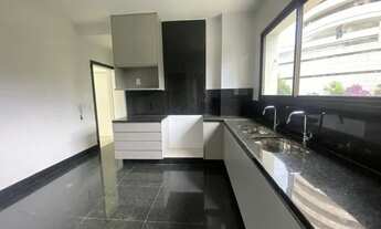 Imagem 5: Apartamento de 180 m² com 4 dormitórios no Vale do Sereno