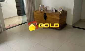 Imagem 6: Casa para Locação em Uberlândia, Martins, 5 dormitórios, 2 suítes, 3 banheiros, 3 vagas