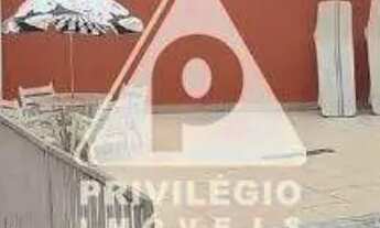 Imagem 4: Casa Espaçosa com Piscina e Vista para Pedra da Gávea São Conrado