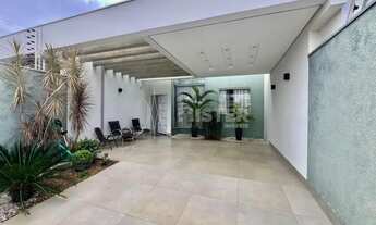 Imagem 2: Casa Semimobiliada e com Spa no Jardim Tóquio - Maringá - PR