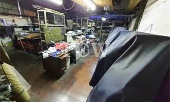 Imagem: Pavilhão/Galpão à venda no bairro Luz