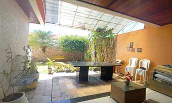 Imagem 3: Alugo - Casa de 04 quartos no Bairro Indianópolis, Caruaru