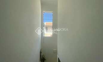 Imagem 3: Casa em condomínio 2 dormitórios, semi-mobiliada com garagem