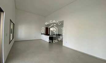 Imagem 5: Oportunidade Casa com 3 Quartos, Piscina e Garagem