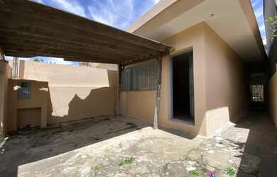 Imagem 2: Casa Térrea Independente com Quintal nos Fundos Jardim Santa Maria