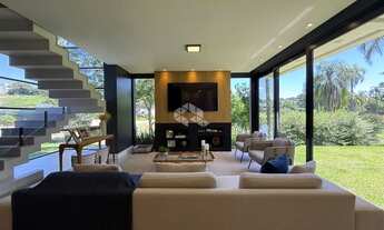 Imagem 2: Casa de esquina, 03 dormitórios, em condomínio fechado