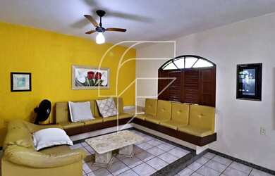 Imagem 5: Imóvel para venda possui 330 metros quadrados com 4 quartos em Enseada Azul - Guarapari