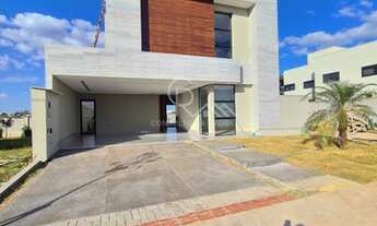 Imagem: Indo Sobrado com 4 suítes plenas, Localizado