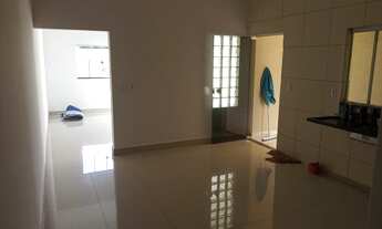 Imagem 5: Linda Casa, 120 m2, sendo 3Q, suite, porcelanato, Setor Itatiaia-Ap. de Goiânia-R$ 255.000