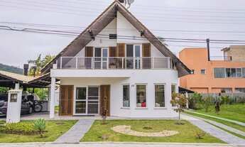 Imagem: Casa à venda no bairro Cachoeira do Bom